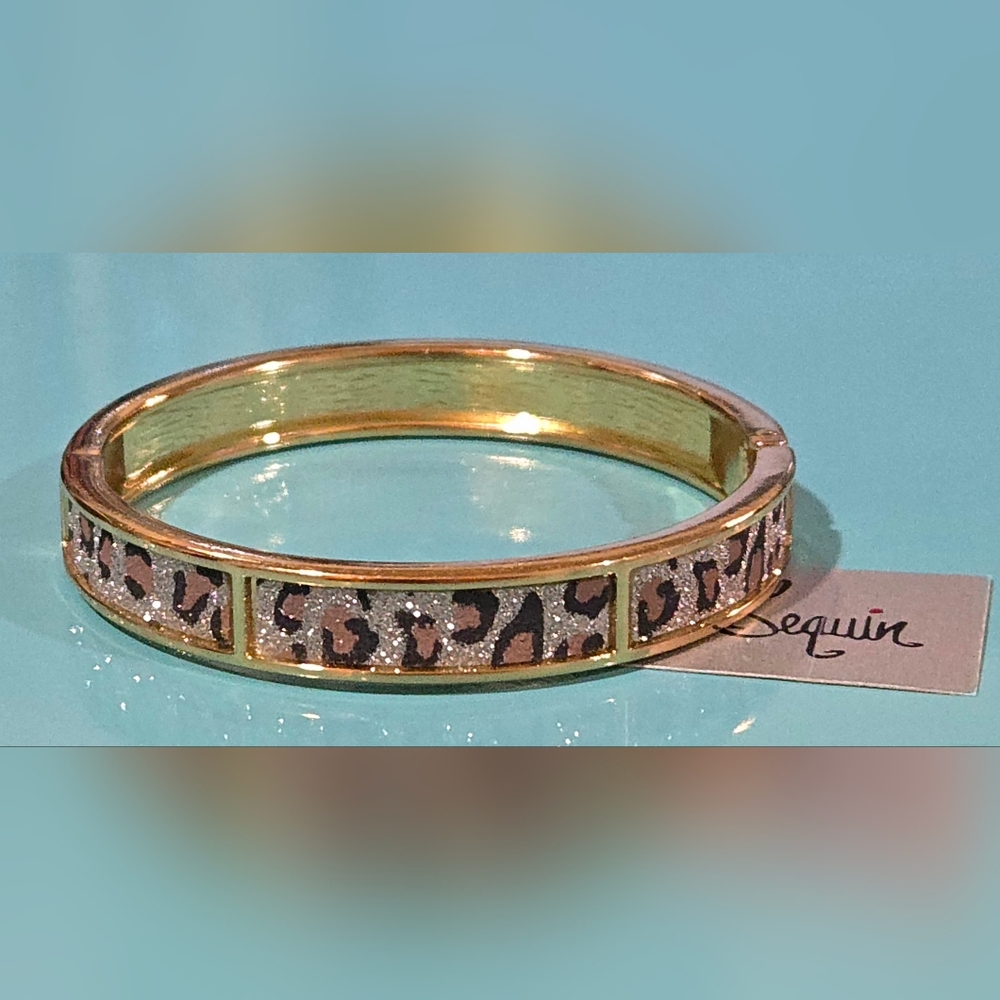 Nordstrom Sequin NYC Leopard Glitter Enamel Bangle Bracelet NWT